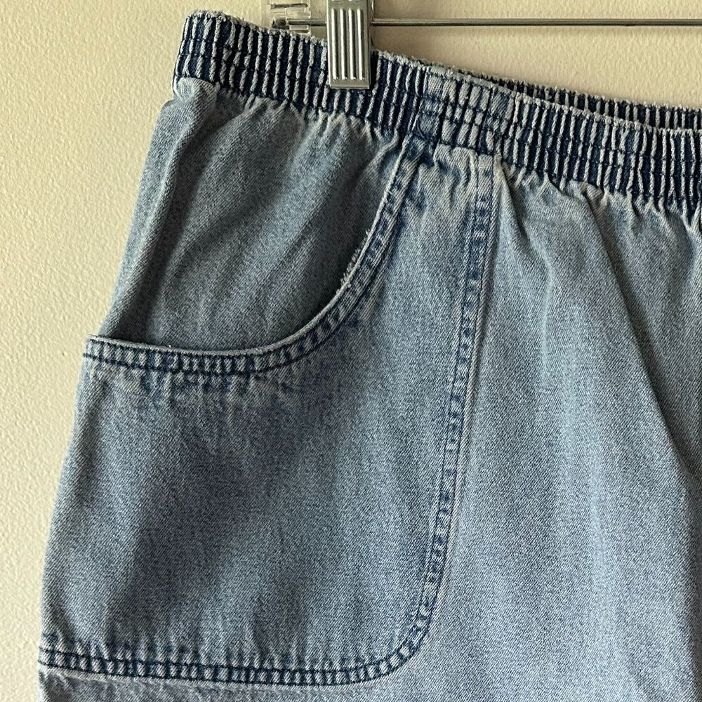 VINTAGE Cascade Blue Women's Light Blue Washed Shorts Size XL - Picture 3 of 10
